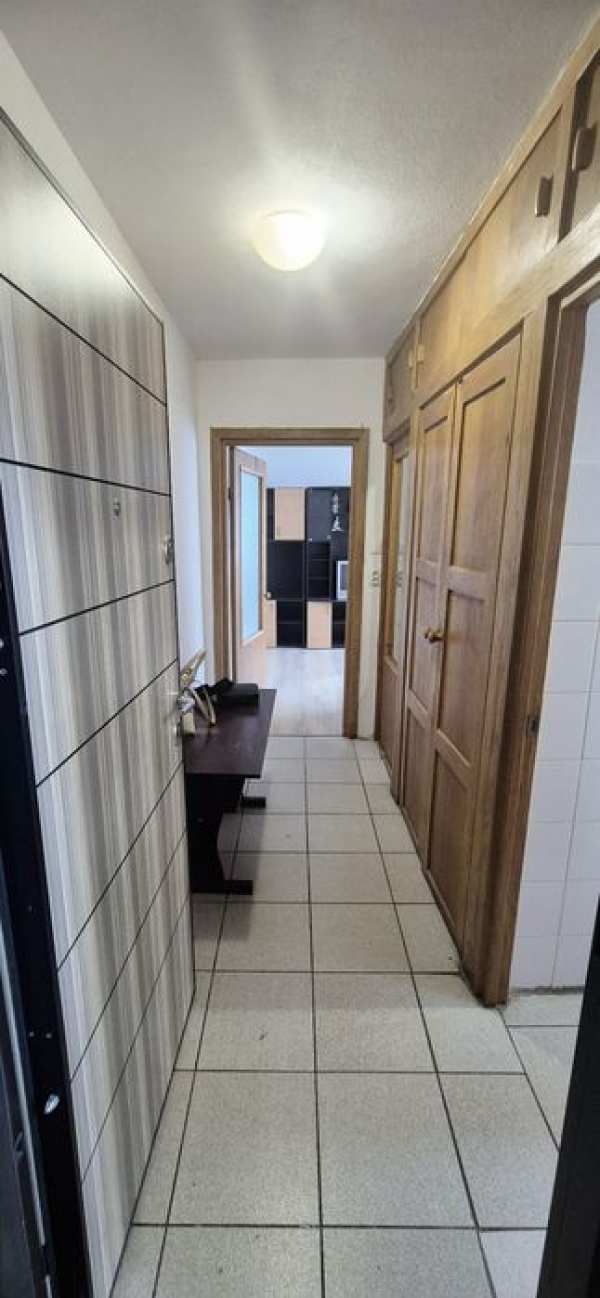 De inchiriat - Aprtament 2 camere, Govândari Reșița