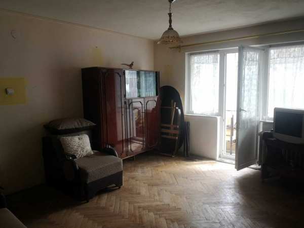 Proprietar vand apartament 4 camere Exercitiu, etaj 3/4