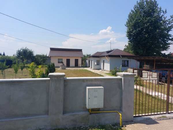 Vând casa în Cordun