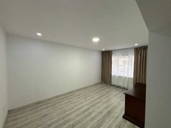Apartament de inchiriat