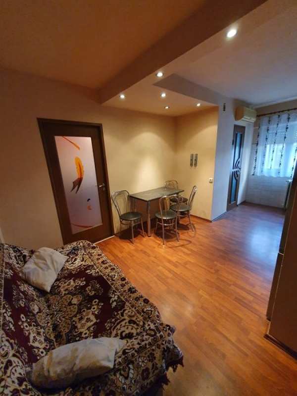Apartament cu 2 camere de vânzare în Micalaca