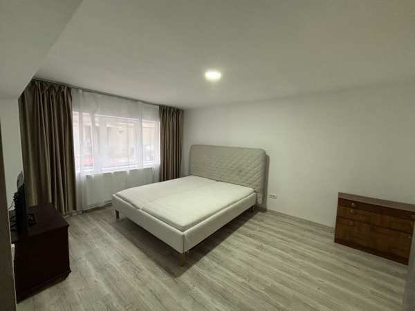 Apartament de inchiriat