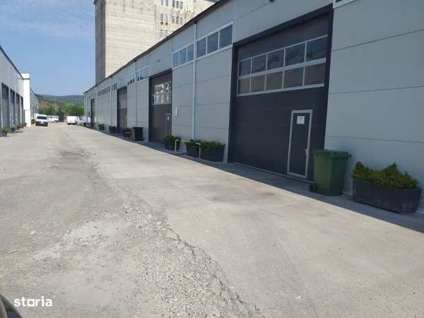 Compartimente de 60 si 120 mp in hala , Baciu, str. Cheile Baciului