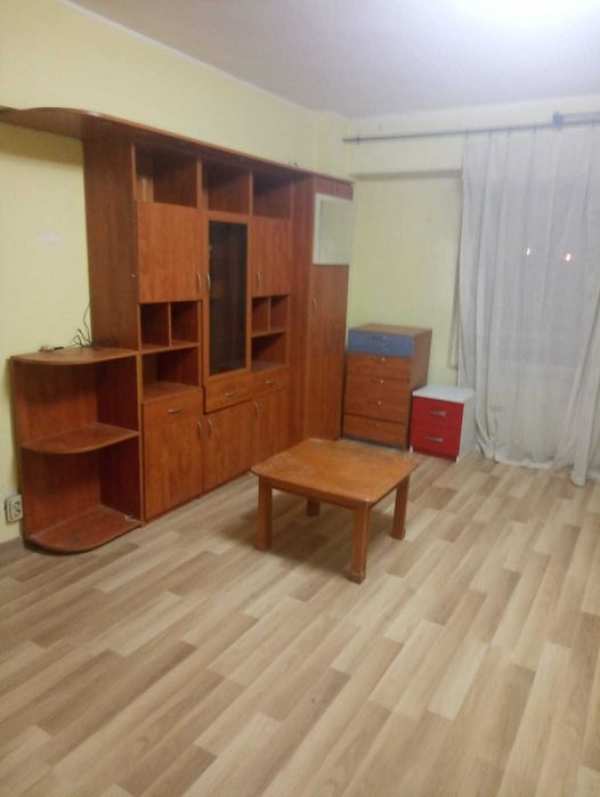 Apartament decomandat metrou costin georgian