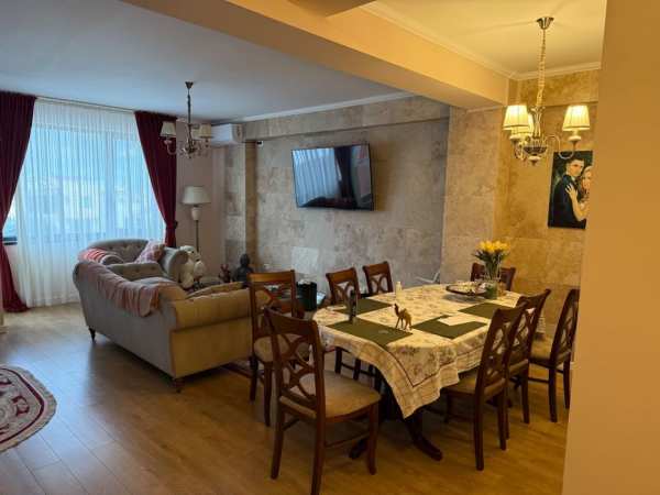 Apartament 3 camere