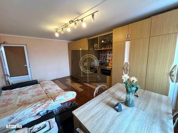 Apartament cu 2 Camere decomandat, mobilat-utilat, zona Carolina Mall