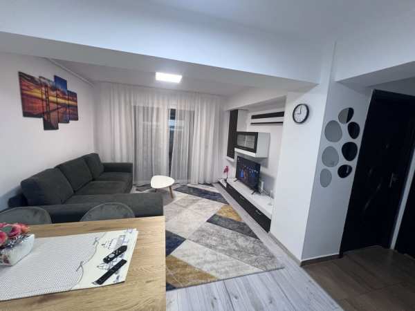 Apartament de inchiriat