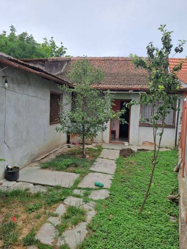 Casa cu doua camere