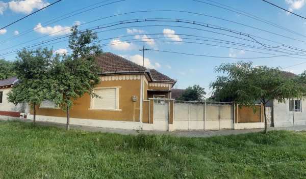 Casa de vanzare Curtici cu anexa - Direct de la proprietar privat