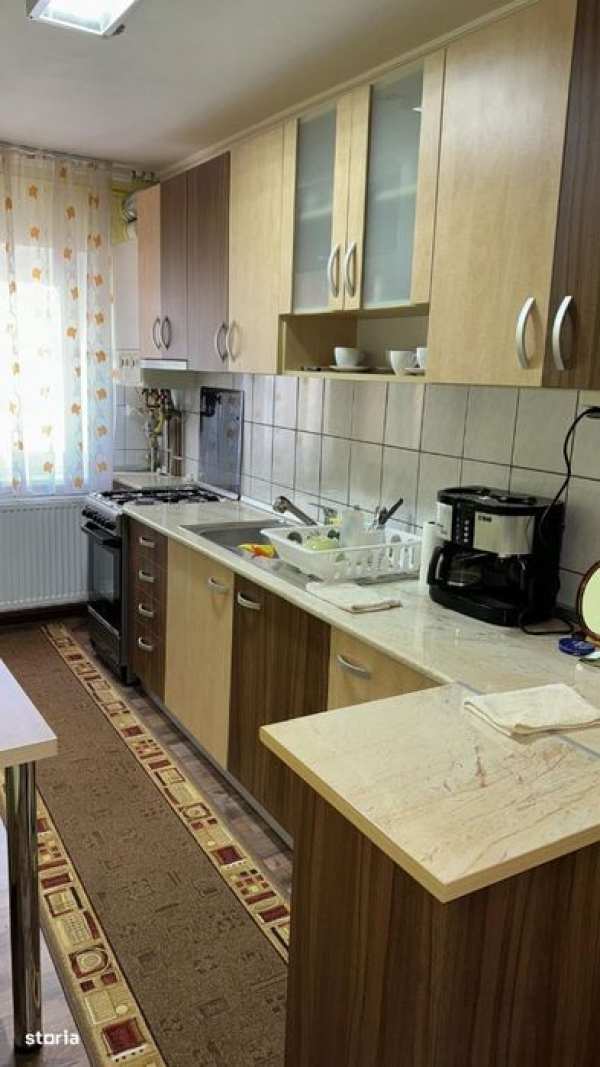 Apartament 2 camere decomandat, mobilat & utilat – Etaj 2, zona Pieței