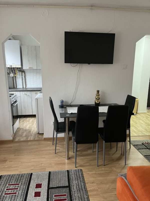 Inchiriere apartament 3 camere