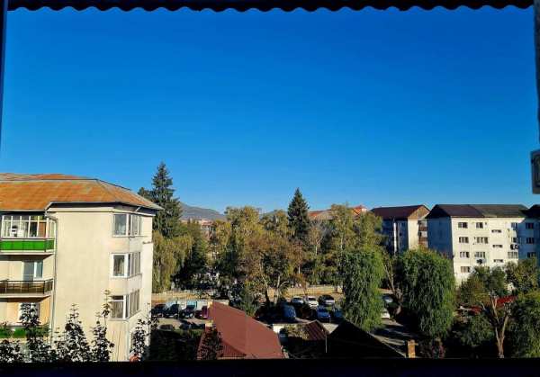 PF VAND Apartament 3 camere-Bistrita- Constantin Roman Vivu
