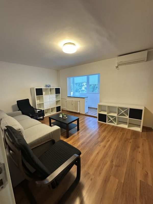 De inchiriat apartament 2 camere Dristor 2