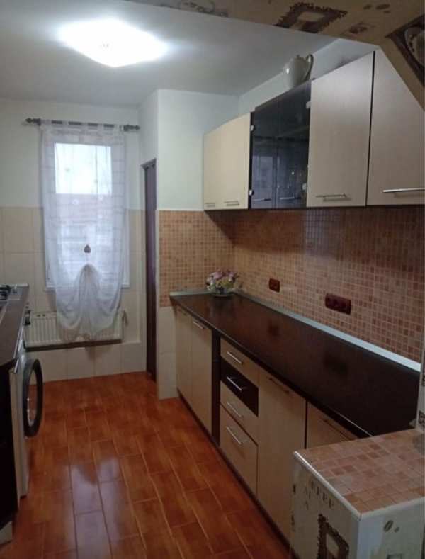 Inchiriez apartament cu 2 camere , Str. NEGOIU, Făgăraș