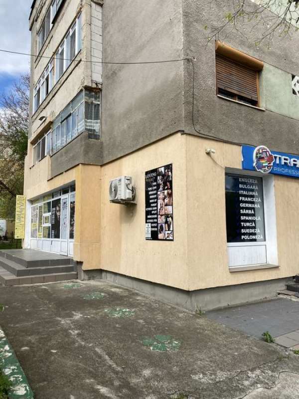 Inchiriem spatiu comercial zona cu potential
