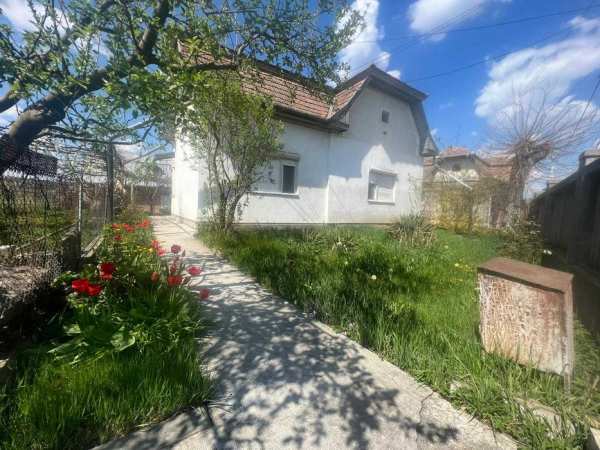 Casă de vânzare în Turda cu teren de 2363mp