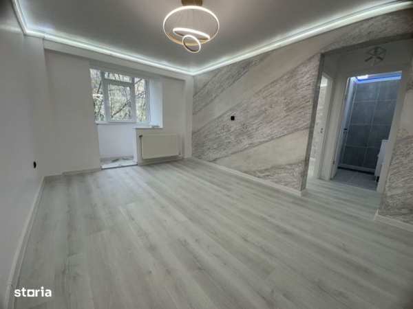 De vânzare apartament 3 cam NOU 52 MP