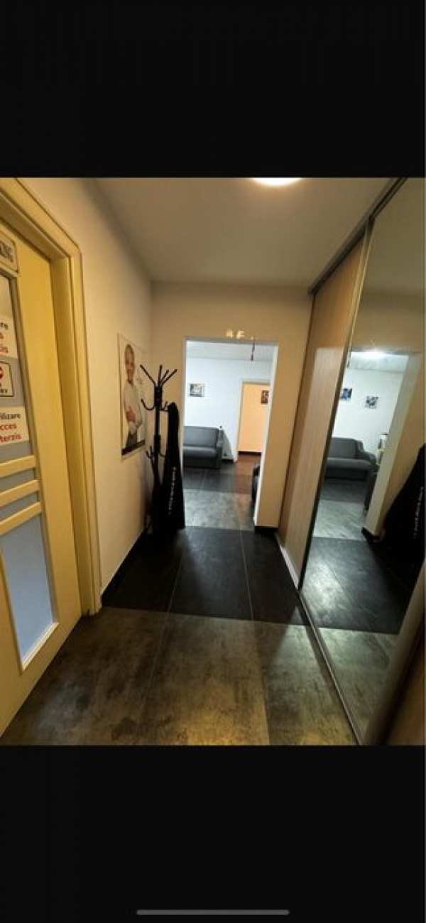 Apartament de vanzare 3 camere