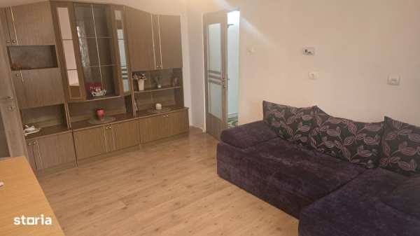 Inchiriez apartament cu 2 camere in Deva, Teilor et. 3,