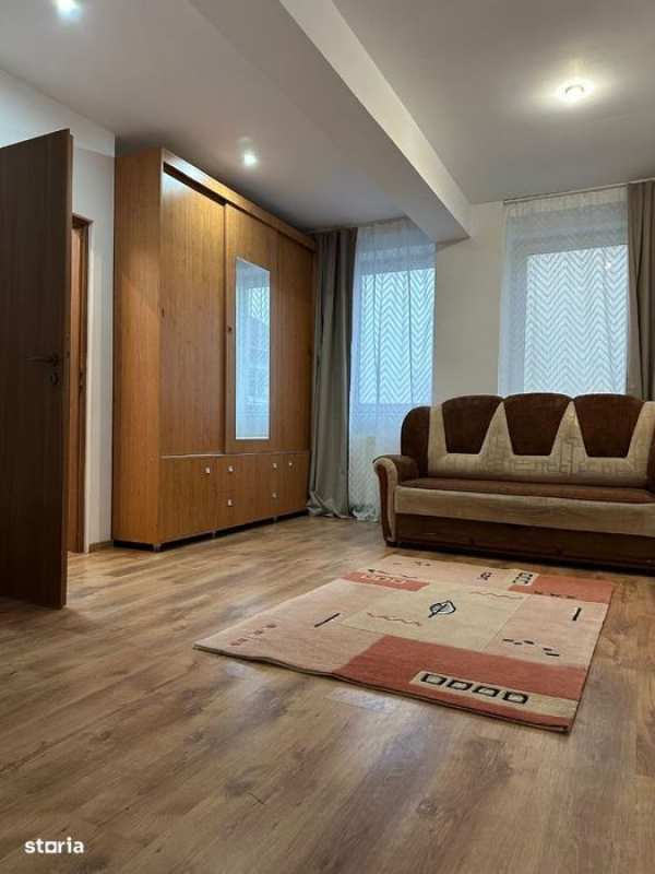 Vand garsoniera in bloc relativ nou, zona Dedeman