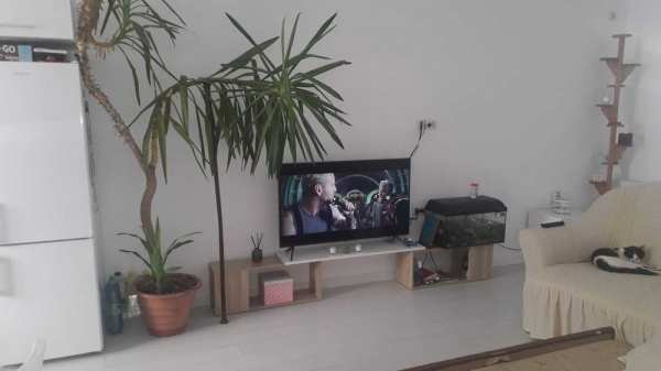Proprietar închiriez  casa 4 camere