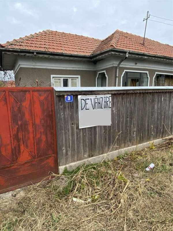 Vând casă în Ciorani