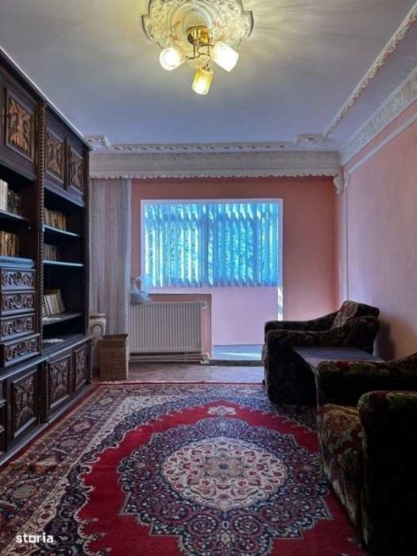 Apartament cu 3 camere de închiat în zona Calea Călărașilor