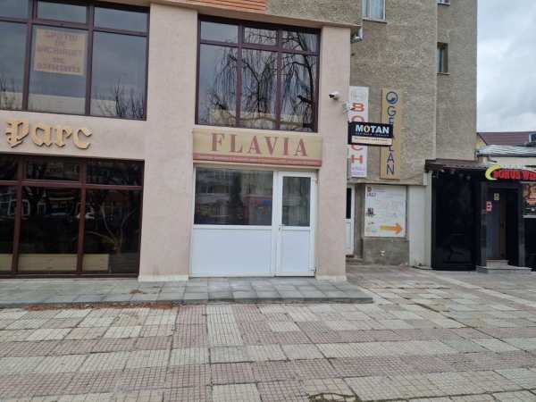 Închiriez Spațiu comercial