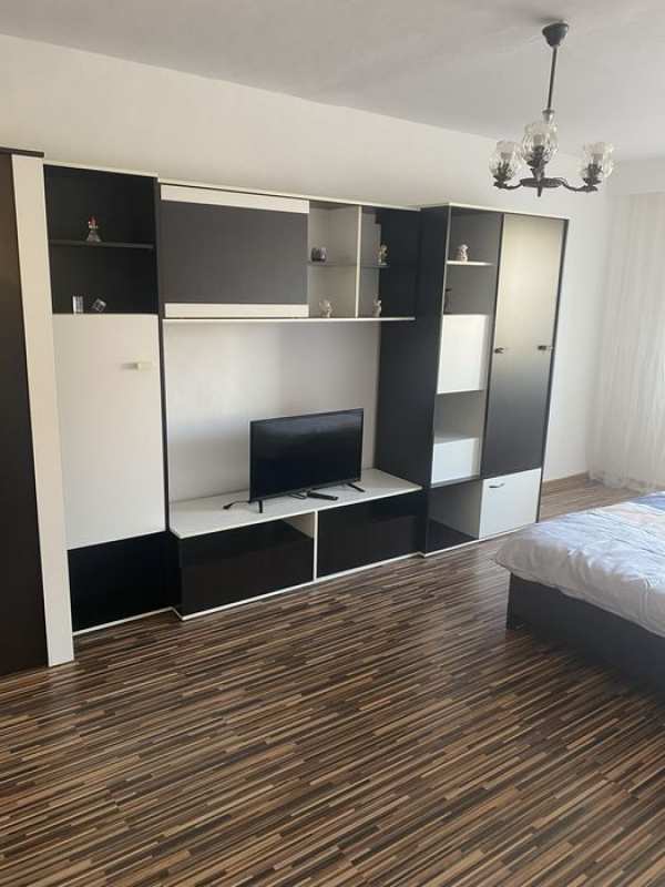 Inchiriez Apartament Modern 1 Camera, Recent Amenajat, Zona UTA, 57m