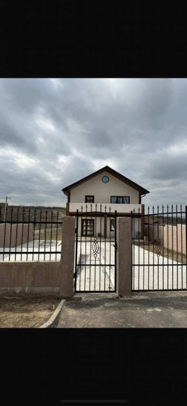 Casa de inchiriat