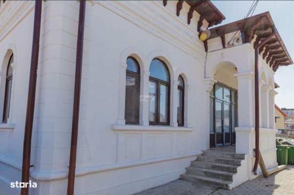 Casa stil Brancovenesc in zona centrala a orasului Focsani
