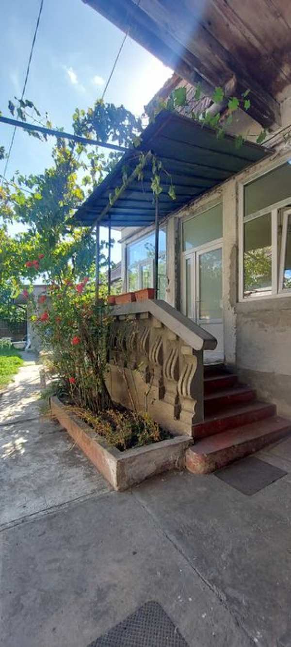 Casa de inchiriat
