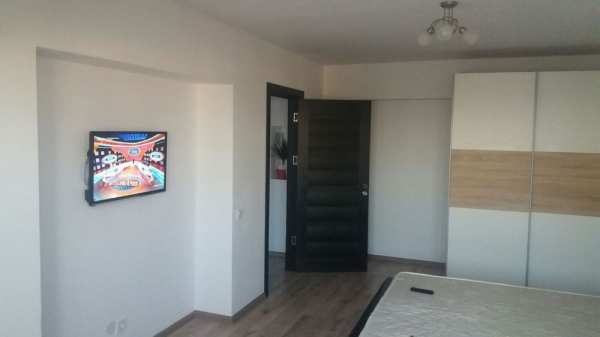 Proprietar închiriez garsoniera ultracentral Mol Mercur