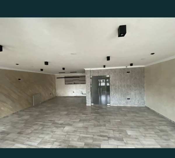Apartament/spatiu comercial