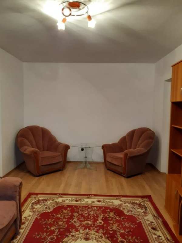 Închiriere apartament