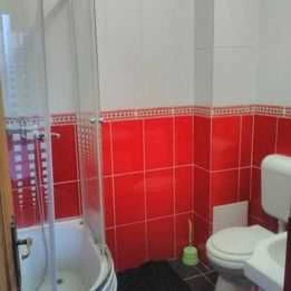 Apartament cu o camera, colt de casa la Prejmer
