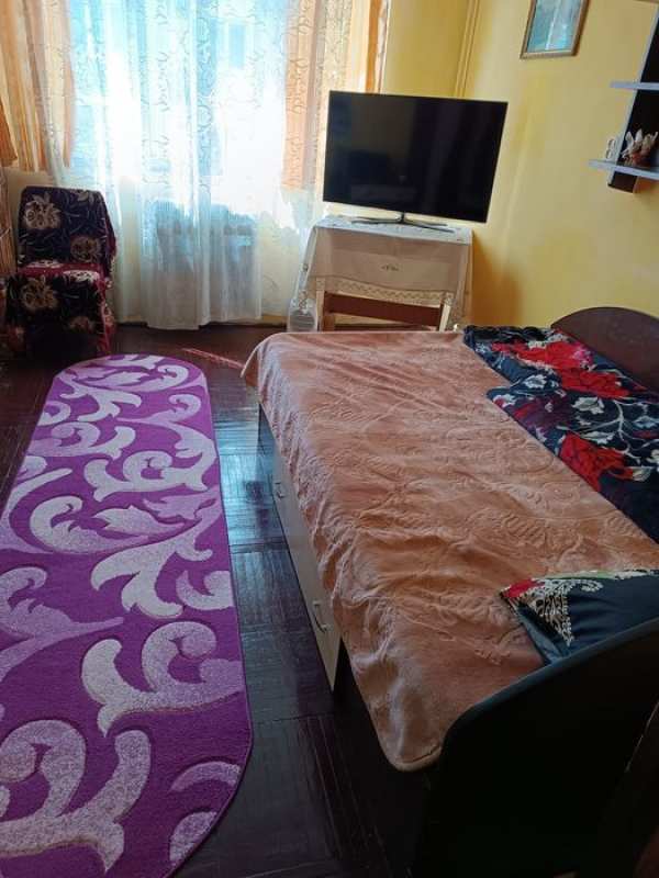 Garsoniera de închiriat