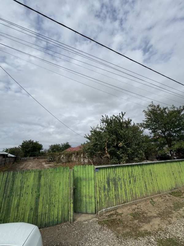 Casa cu teren 1355 mp. Dridu Ialomita, Str Principala.