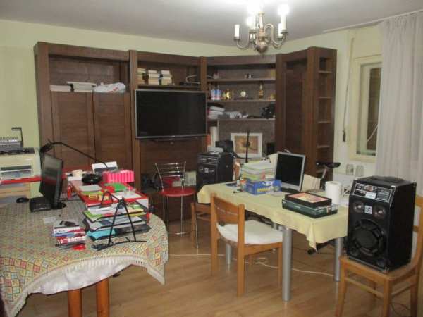 Închiriez apartament cu 3 camere, parter, casă, Tălmaciu