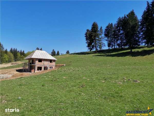 Teren recomandat si investitie, in statiune turistica, Valea Maierusul