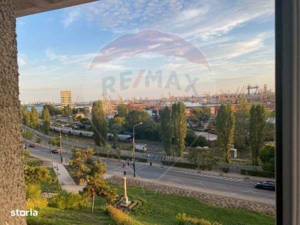 Apartament ultracentral de inchiriat Piata Ovidiu