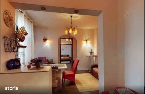 Casa de vanzare S198