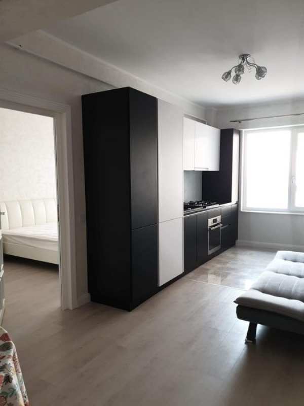 Apartament de închiriat