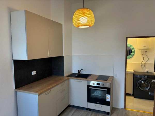Inchiriez apartament doua camere, Lugoj, Strada 20 Decembrie 1989
