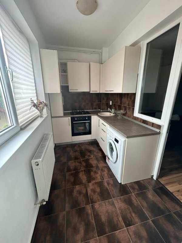 Chirie apartament 2 camere Metrou DImitrie Leonida