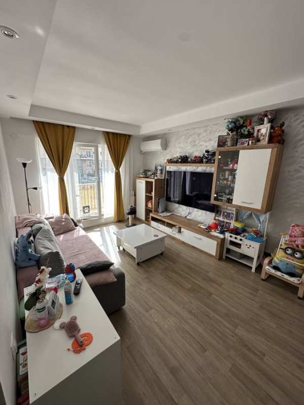 Vand Apartament 2 camere 53.66 mp + loc parcare COSMOPOLIS