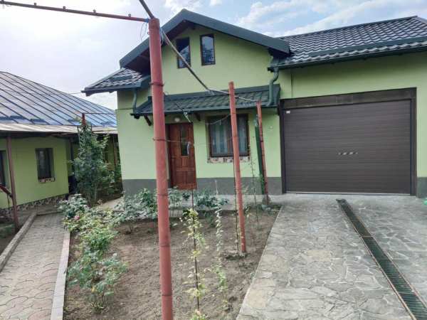 Casa de vanzare 6 camere Baicoi - Proprietar