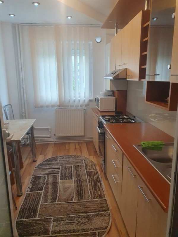 Proprietar închiriez apartament 2 camere Vitan Stradal