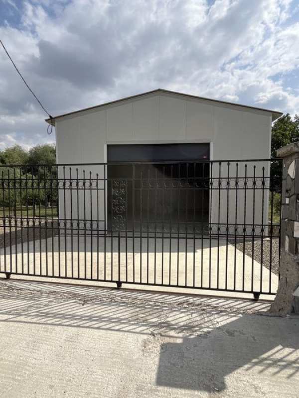Hală de inchiriat