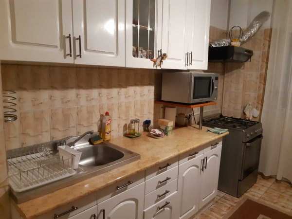 Închiriez apartament 4 Camere, București, Rahova, Zona Petre Ispirescu